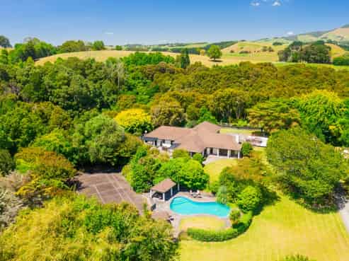 94 Fergusson Gully Road, Cambridge