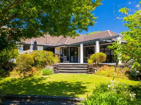 94 Fergusson Gully Road, Cambridge