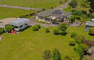 604 State Highway 3, Bulls