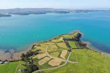 33 Martins Bay Road, Algies Bay