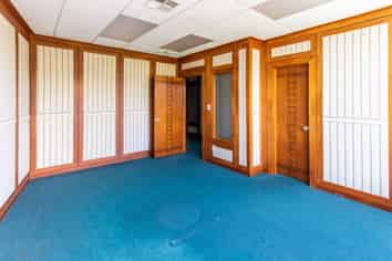 Motivated Vendor - Vacant Possession