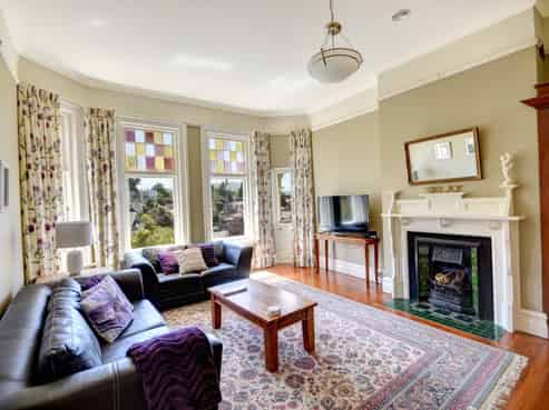 24 Melrose Street, Roslyn