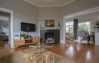 19 Old Lake Road, Narrow Neck