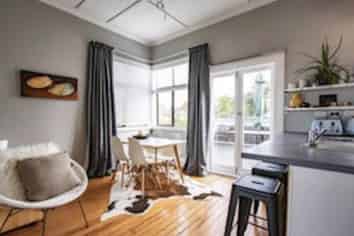 19 Old Lake Road, Narrow Neck