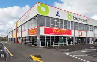 241M² PROFESSIONAL OFFICE FOR LEASE