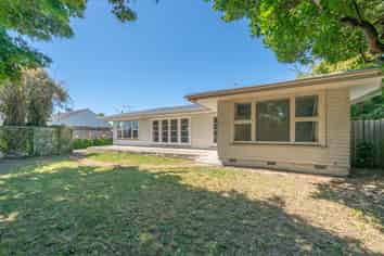 60 Grahams Road, Burnside