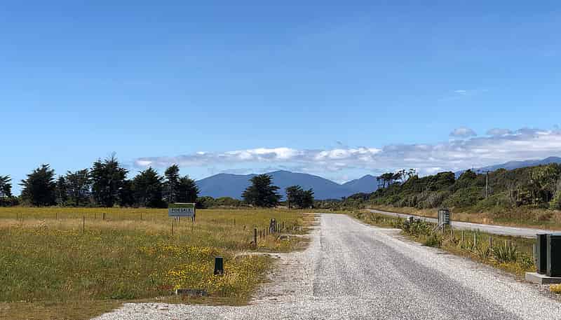 33 Fox Moth Drive, Haast