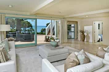 32 Whitby Crescent, Mairangi Bay