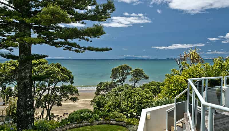 32 Whitby Crescent, Mairangi Bay