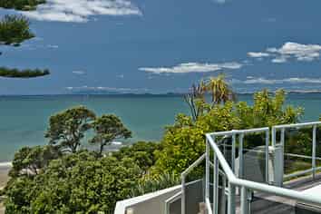 32 Whitby Crescent, Mairangi Bay
