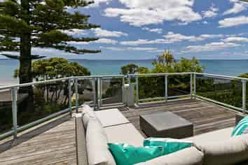 32 Whitby Crescent, Mairangi Bay