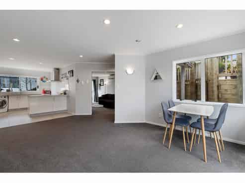 2/272 Glamorgan Drive, Torbay