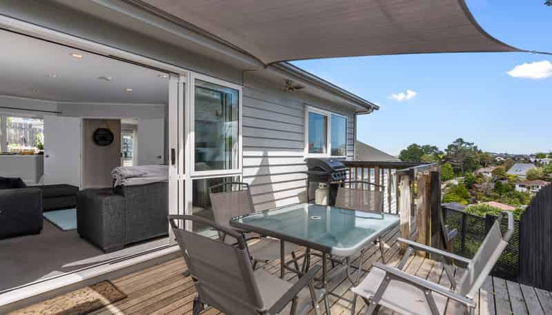 2/272 Glamorgan Drive, Torbay