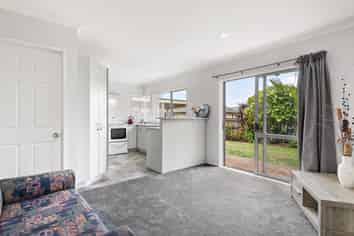 Perfectly positioned on Lincoln Road