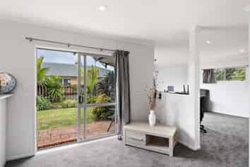 Perfectly positioned on Lincoln Road