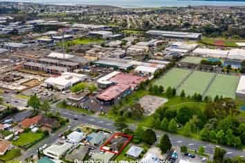 Perfectly positioned on Lincoln Road