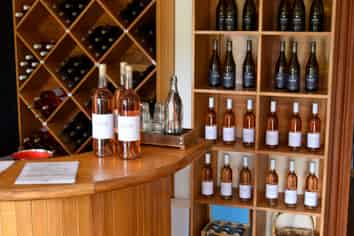 Restaurant, cellar door, function centre