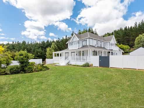 33 Bald Hill Road, Waitoki