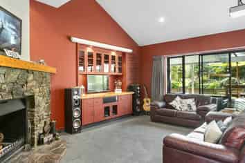 461 Outram-Mosgiel Road, Outram