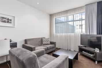 2C/8 Heather Street, Parnell