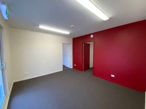 Warehouse/Office - Woolston