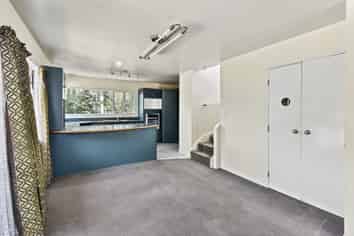 2 Kimber Hall Avenue, Blockhouse Bay