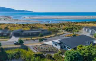 12 Takahe Drive, Paraparaumu Beach