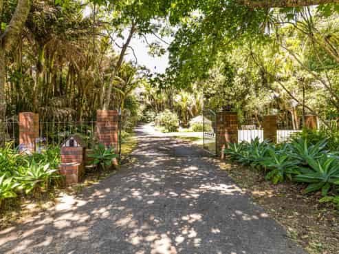 15 Fern Glen Road South, Saint Heliers