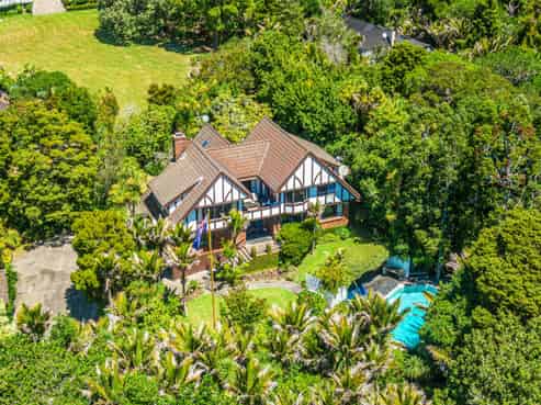 15 Fern Glen Road South, Saint Heliers