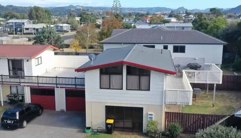 324B Sylvia Road, Whangamata