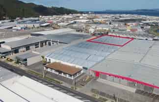 A warehouse option with scale