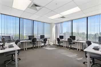 Top floor Office: Parking & Fit Out
