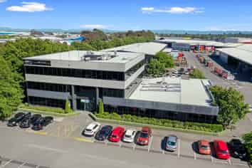 Top floor Office: Parking & Fit Out