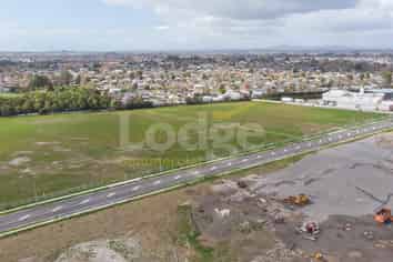 LOCATION WITH PEDIGREE