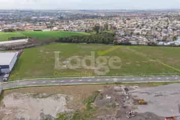 LOCATION WITH PEDIGREE