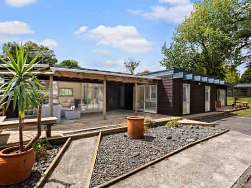 22 Whitford Park Road, Whitford