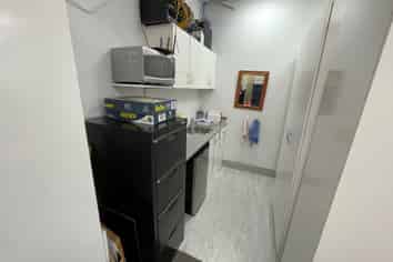 Tidy East Auckland Office - Available Now!