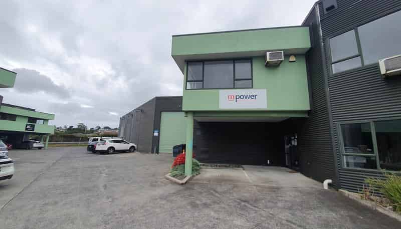 B/237 Bush Road, Rosedale