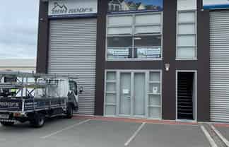 Office / Showroom / Storage - in Hornby!