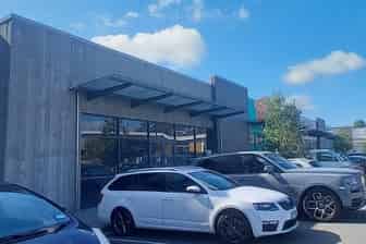 SILVERDALE RETAIL OR TRADE UNIT 406m2