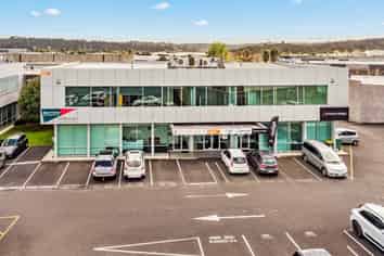 ALBANY INVESTMENT OR OWNER OCCUPIER OPPORTUNITY