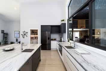 211 McArthur Road, Alexandra