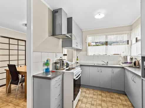 22 & 22a Peterhouse Place, West Harbour