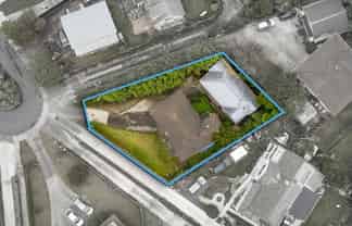 22 & 22a Peterhouse Place, West Harbour