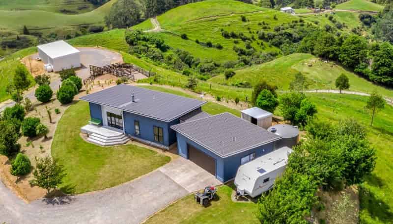 90-128 Makara Road, Inglewood