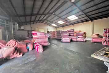 1,380M² WAREHOUSE  FLEXIBLE OPTIONS
