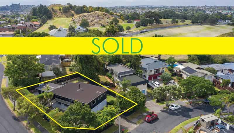 6 Himalaya Drive, Half Moon Bay