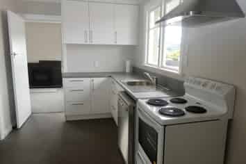 9 Barton Street, Brockville