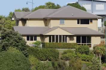 2 Kanuka Place, Robinsons Bay