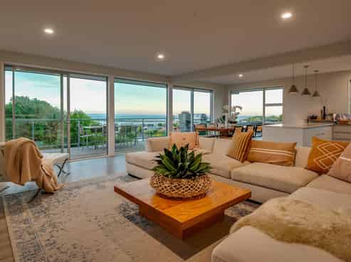 137 Soleares Avenue, Mount Pleasant